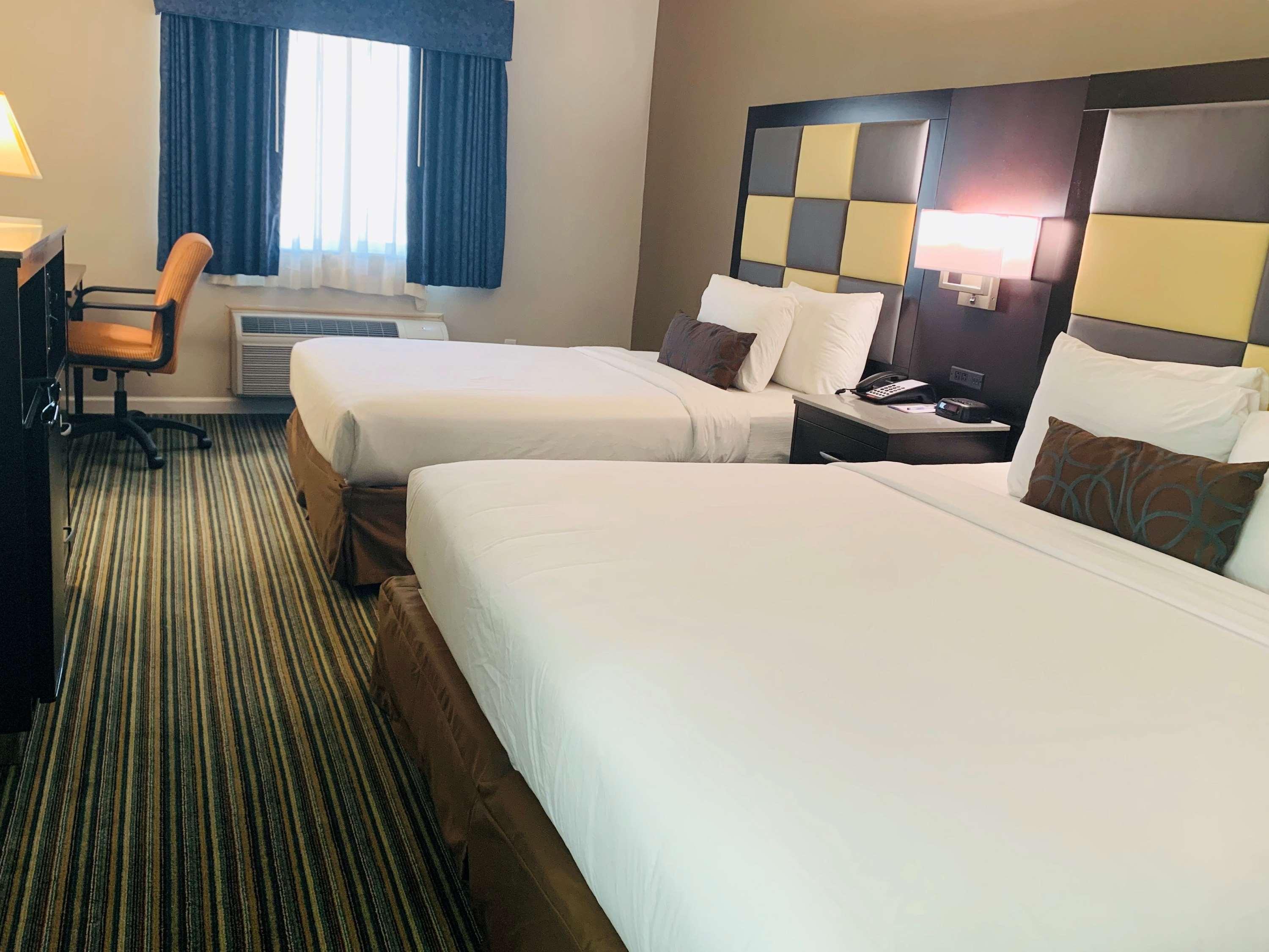 Surestay Plus Hotel By Best Western Redding Habitación foto